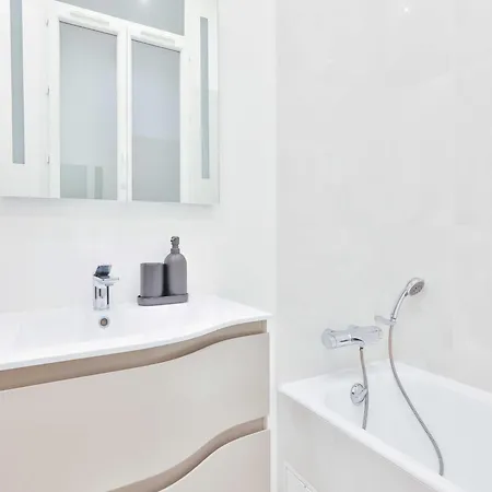 Апартаменты Exceptional Flat - Near Trocadero - Mobility Lease *