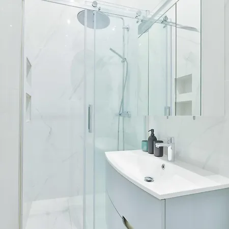 Exceptional Flat - Near Trocadero - Mobility Lease Апартаменты Париж