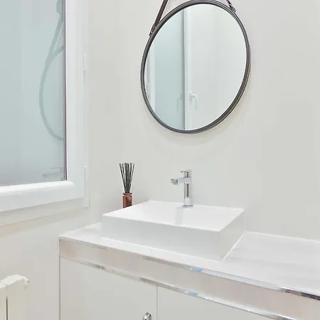 Exceptional Flat - Near Trocadero - Mobility Lease