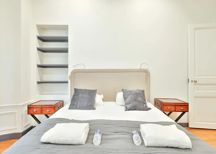 Exceptional Flat - Near Trocadero - Mobility Lease * פריז