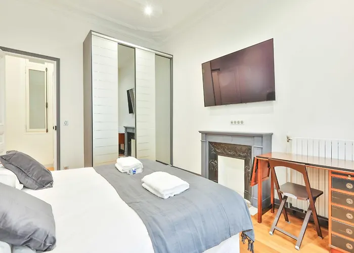 Exceptional Flat - Near Trocadero - Mobility Lease * פריז