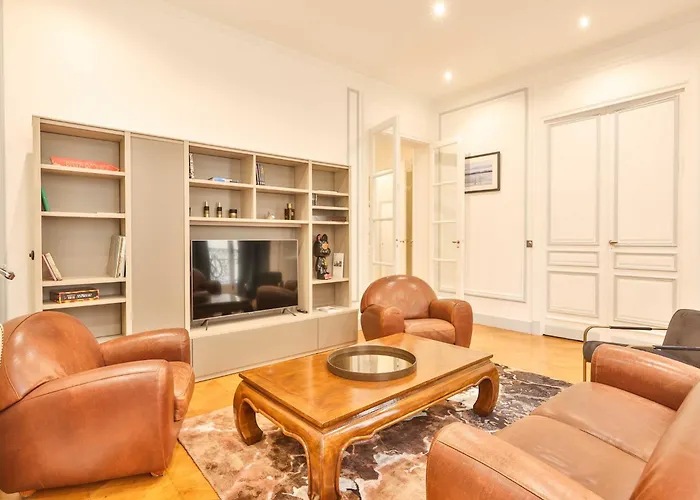 דירה Exceptional Flat - Near Trocadero - Mobility Lease פריז